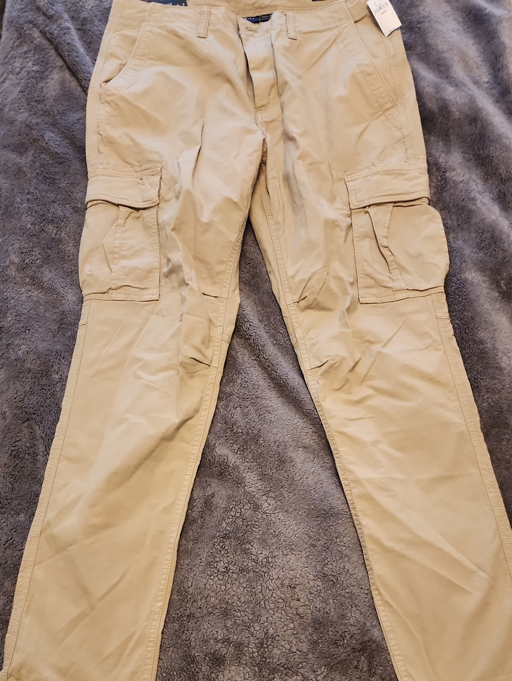 GAP Men's Beige Cargo Pants with Side Pockets